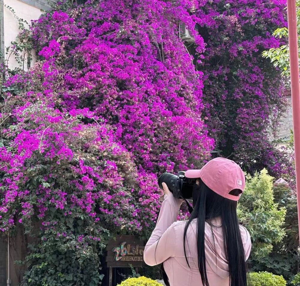 Live sex webcam photo for Allegra99 #289997555