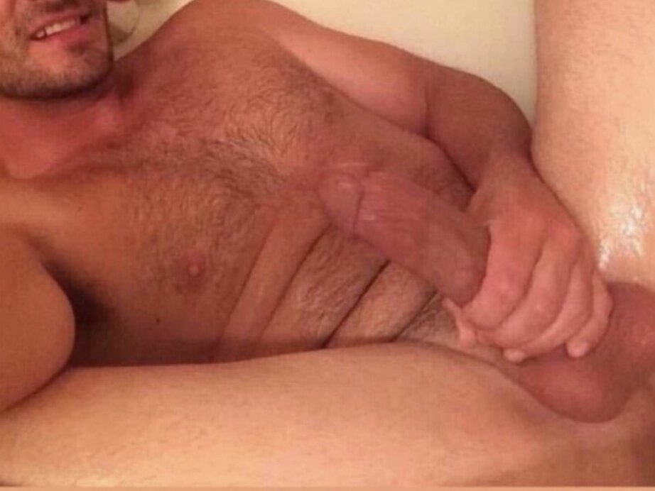 Joes319@xh's Offline XXX Chat