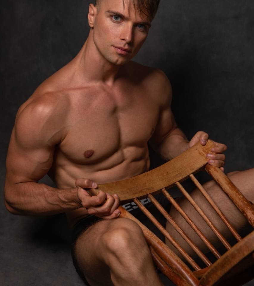 Live sex webcam photo for Nik_Sharp #290497415