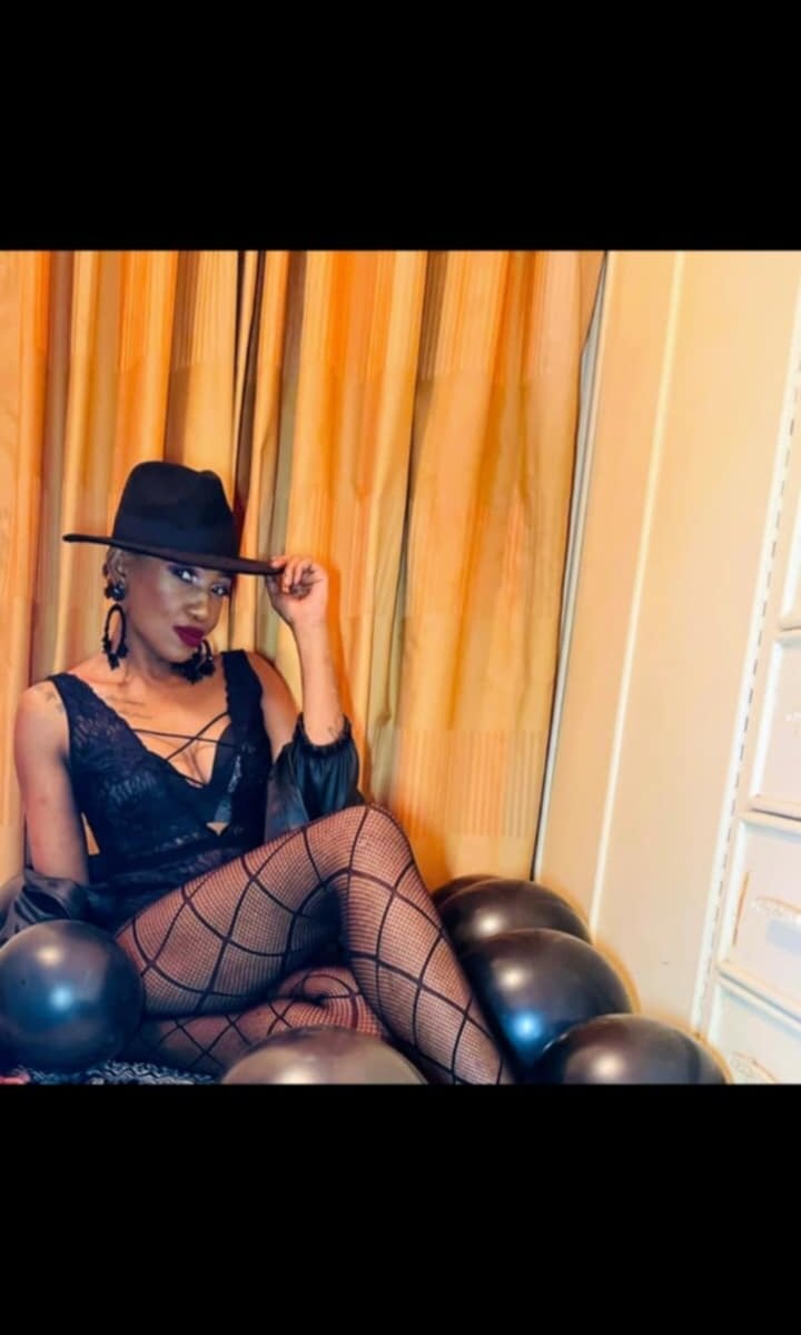 ebonydream11 from stripchat