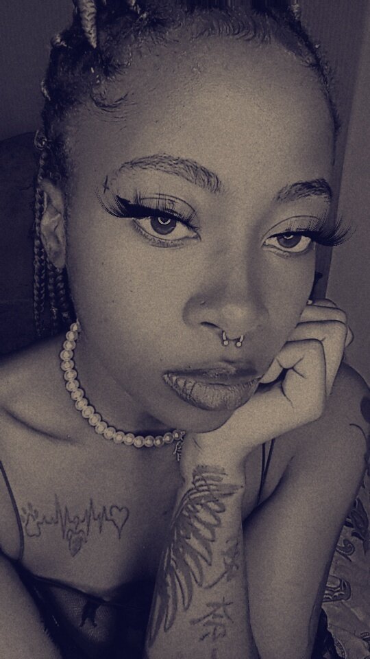 Royal_Bee