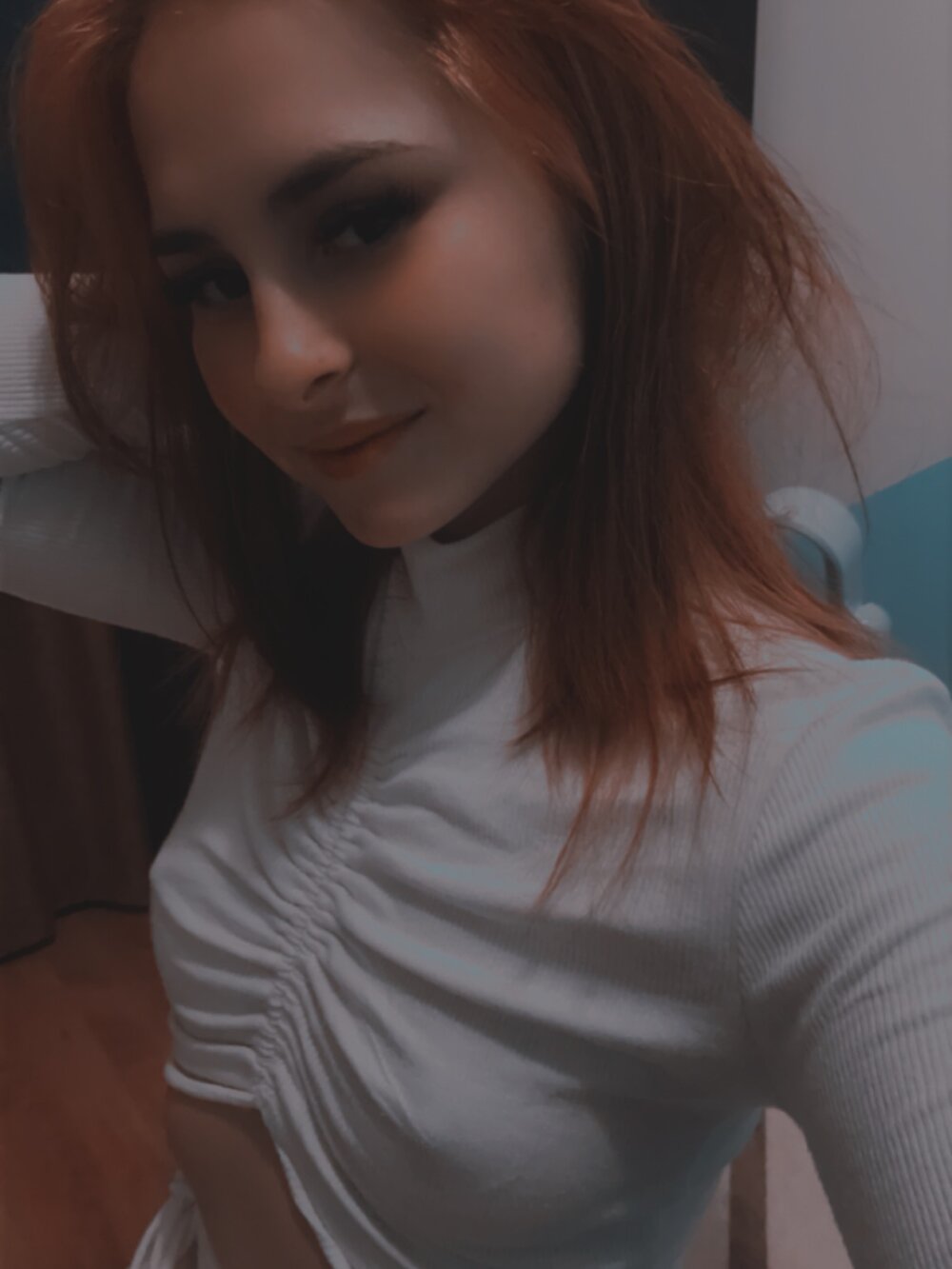 lolylollaa live cam model at StripChat