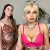 LorettaTracy's Offline XXX Chat