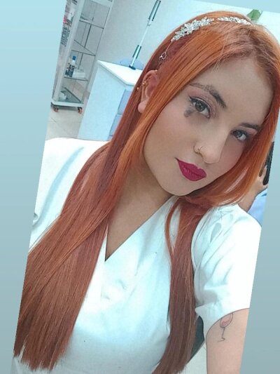 thaily-lorens 🏛 naked chat