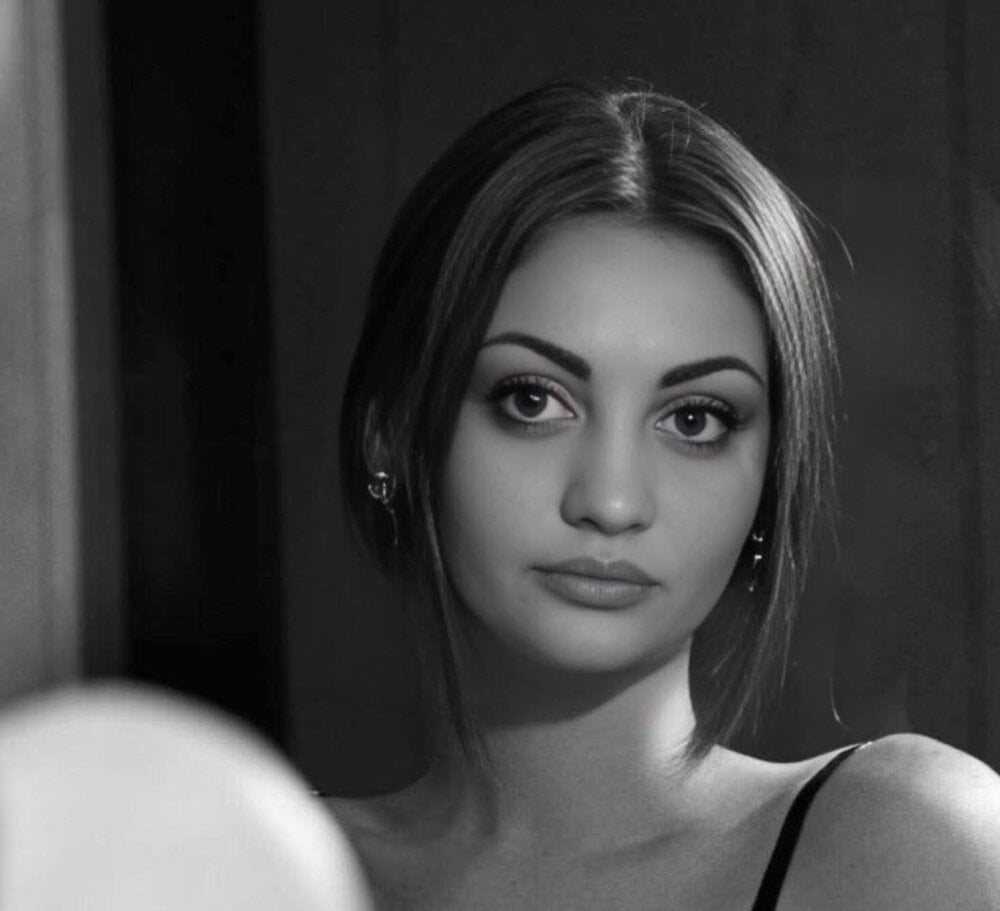 livesex.fan tinaloverxsq livesex profile in you-are-in-heaven-honey cams