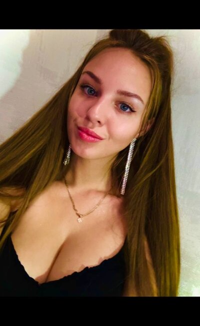 RosieLunn Female Humiliation Webcam Chat