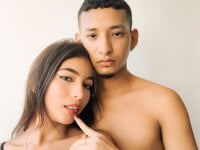 NoahandLia's Live Sex Cam Show
