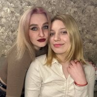ElswythFurness' Offline Chat Room