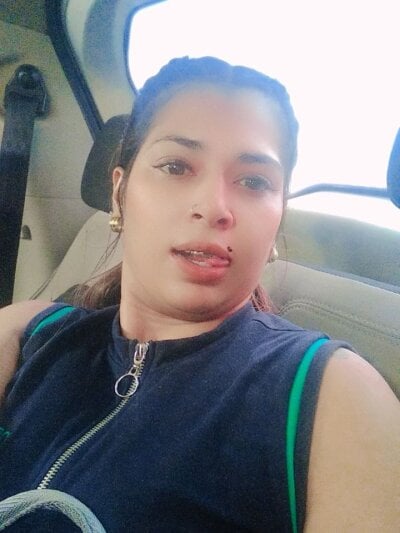 Sexccandy Female Deepthroat XXX Cam