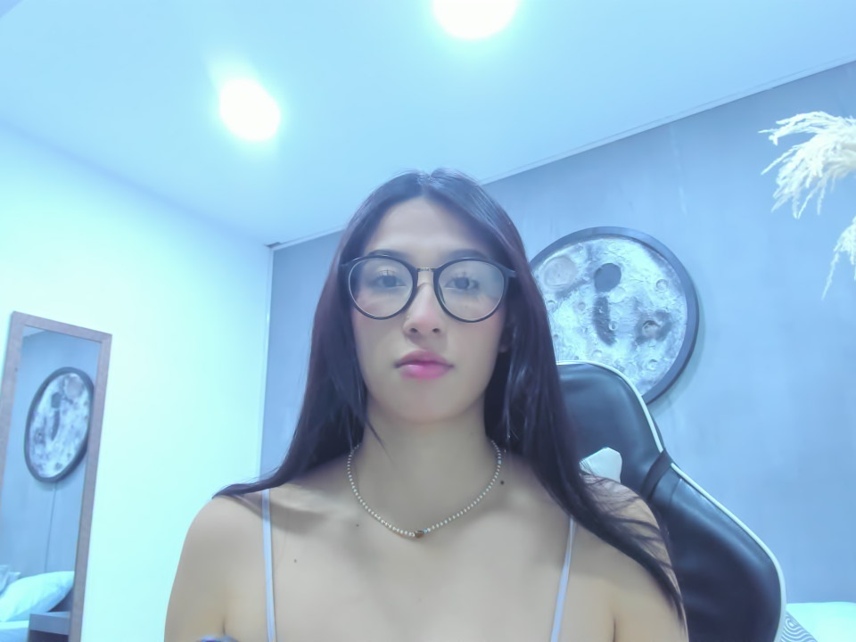 6livesex.com leia_hatman_x livesex profile in thin cams