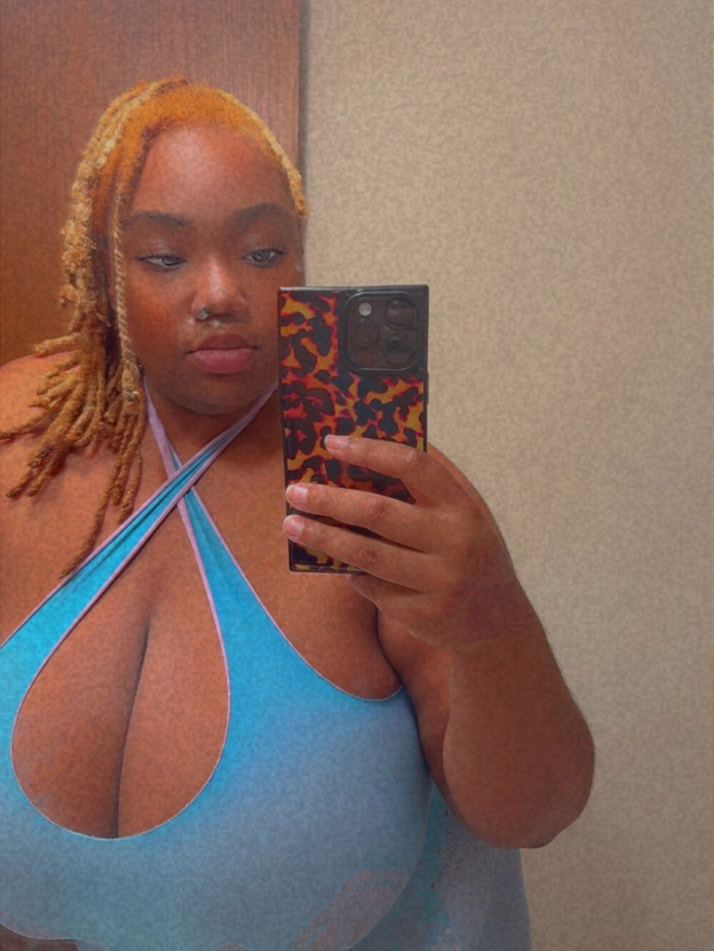 moonlit_softgirl profile