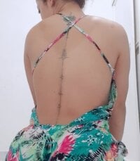 Model Mila_Moans