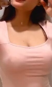 Deshi-Hot-Wife's Offline Chat Room