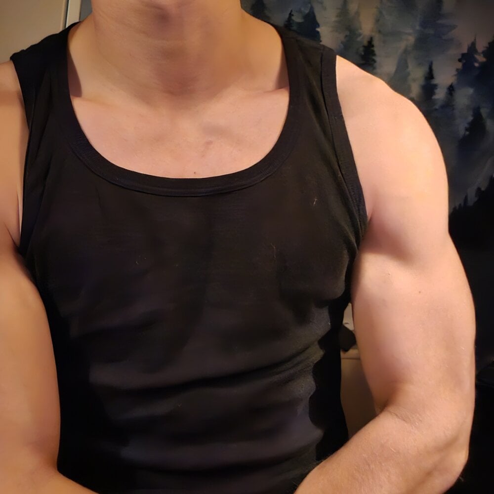 julifit from stripchat