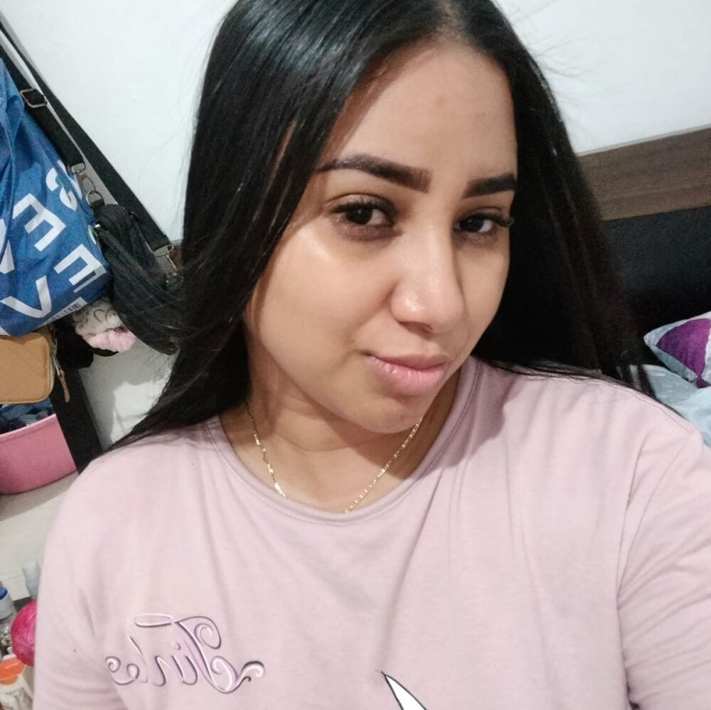 Mia_sweet_18_ profile