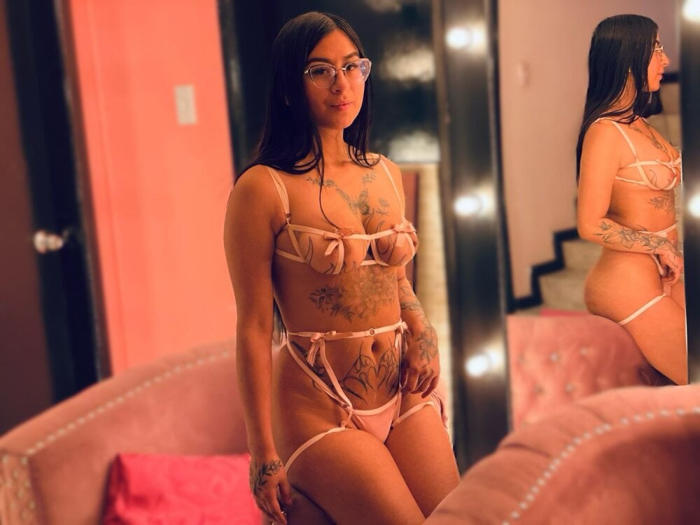 Molly_Swettt