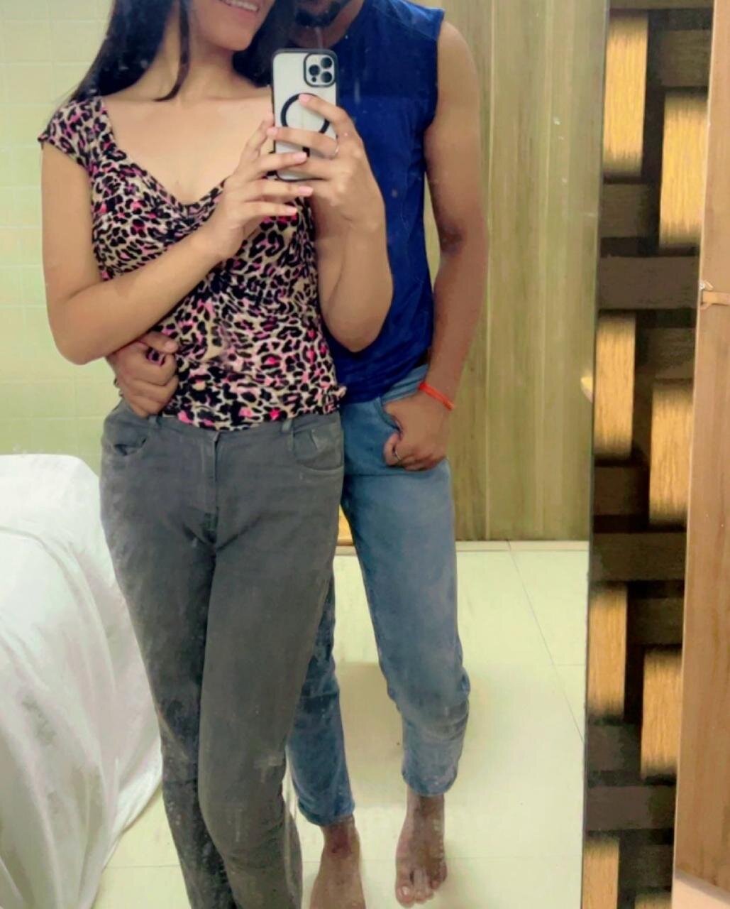 FULLHD_COUPLE