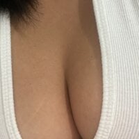 Beauty_queen26's Offline Chat Room