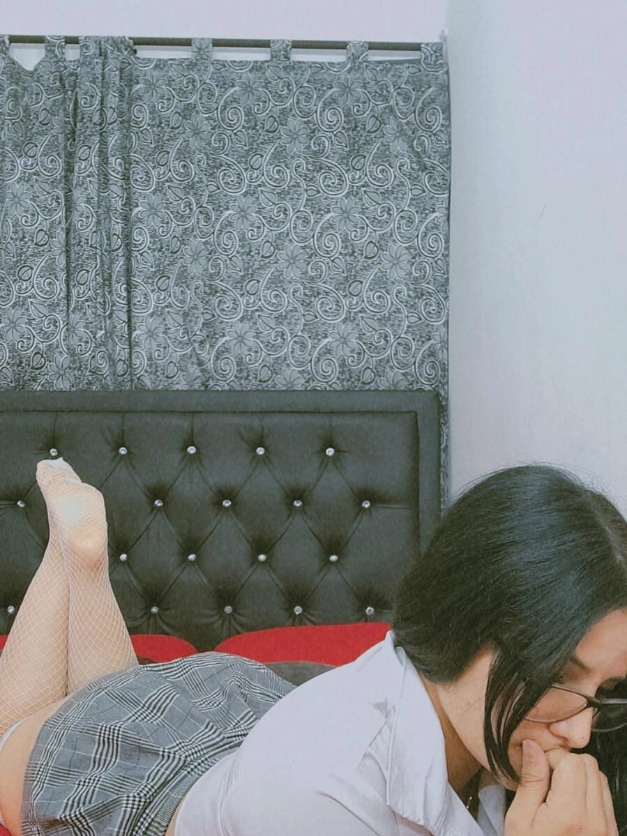 atenea_02_love profile