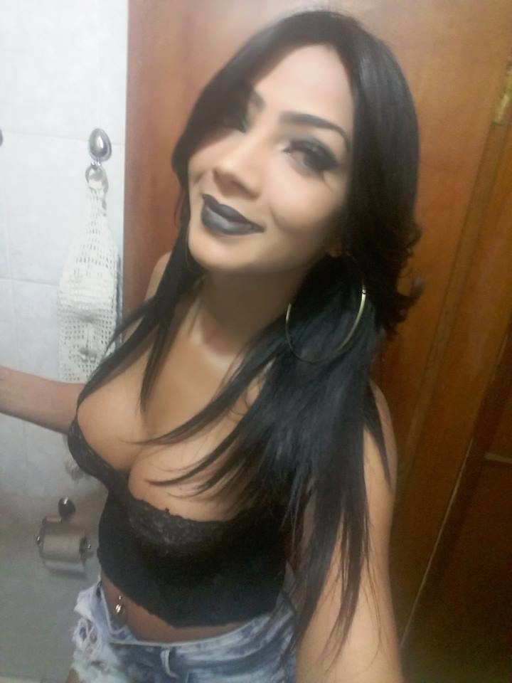 rayaneferraz