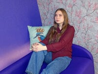 CairaBester's Offline Chat Room