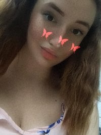 HotBabe16's Offline Chat Room