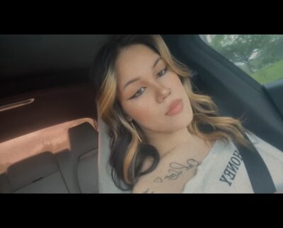 bbygirleverly 🏝 online sex chat
