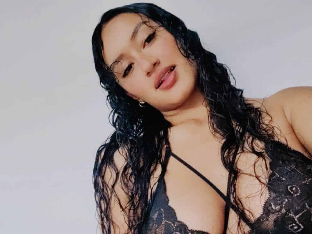 free6cams.com kilye_sweete livesex profile in in-your-pervy-mind cams