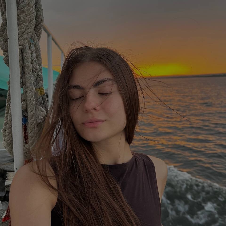 honeyhloya profile