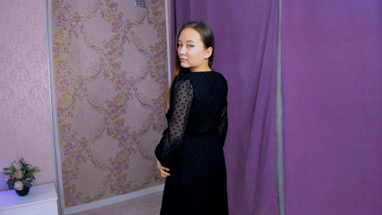Emma__kiss