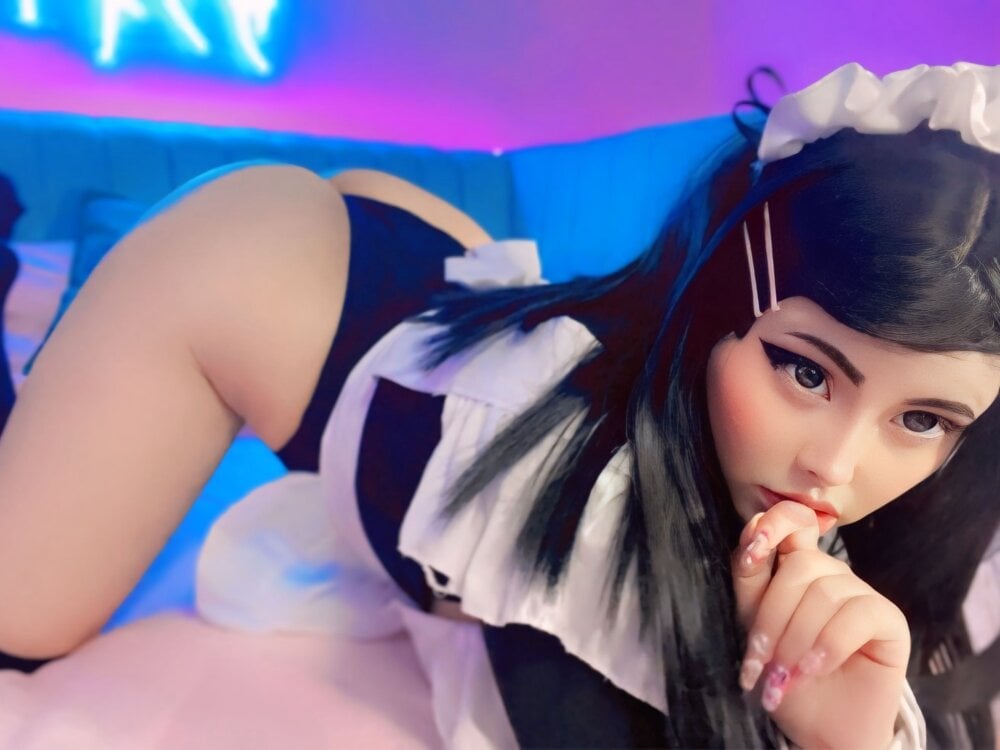 AlyssaRomanova's Offline XXX Chat
