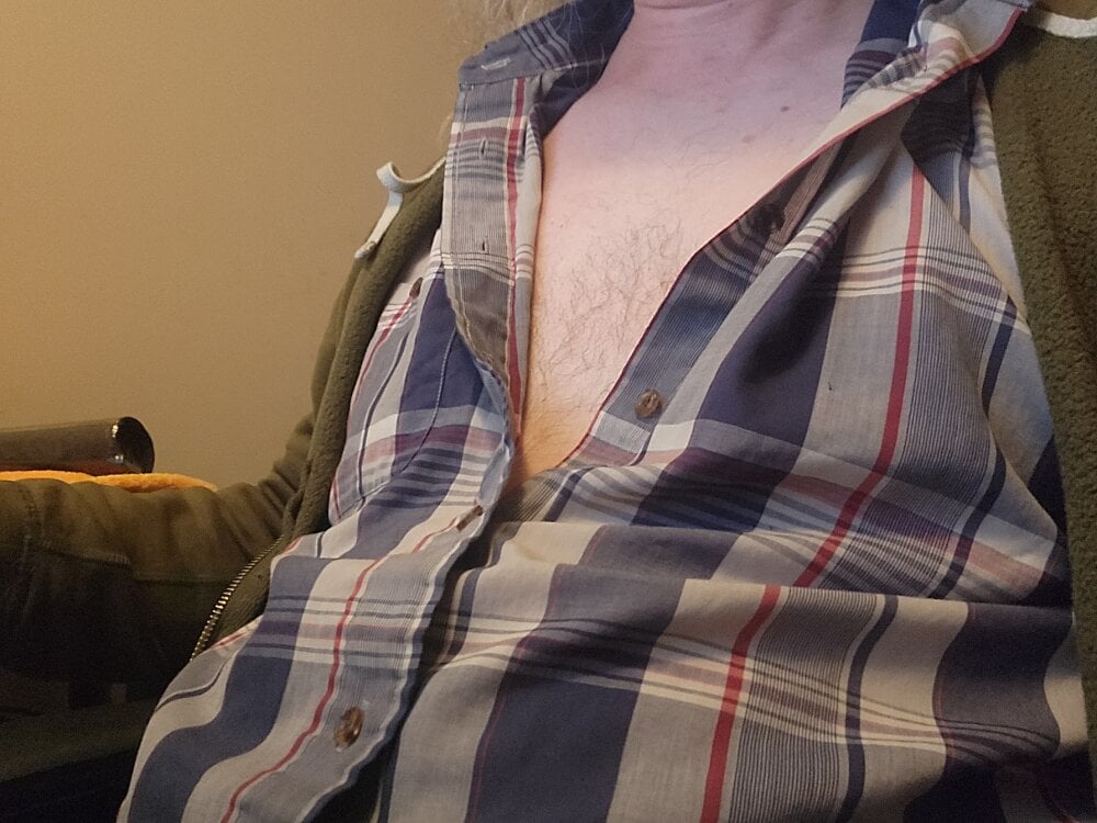 sickoldpervert Offline XXX Chat