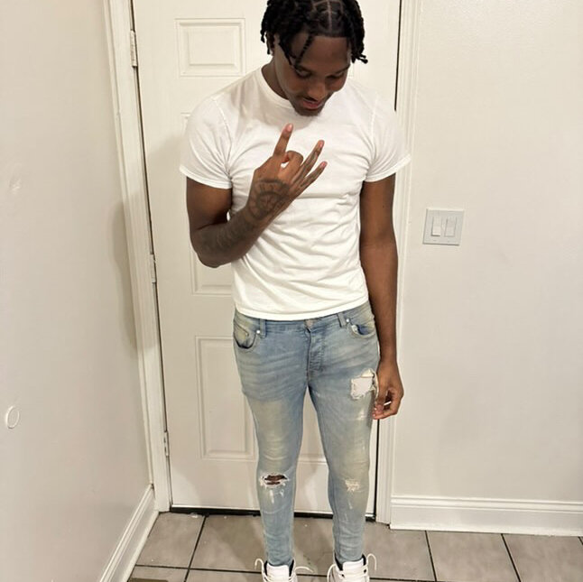 Macster1879's Offline XXX Chat