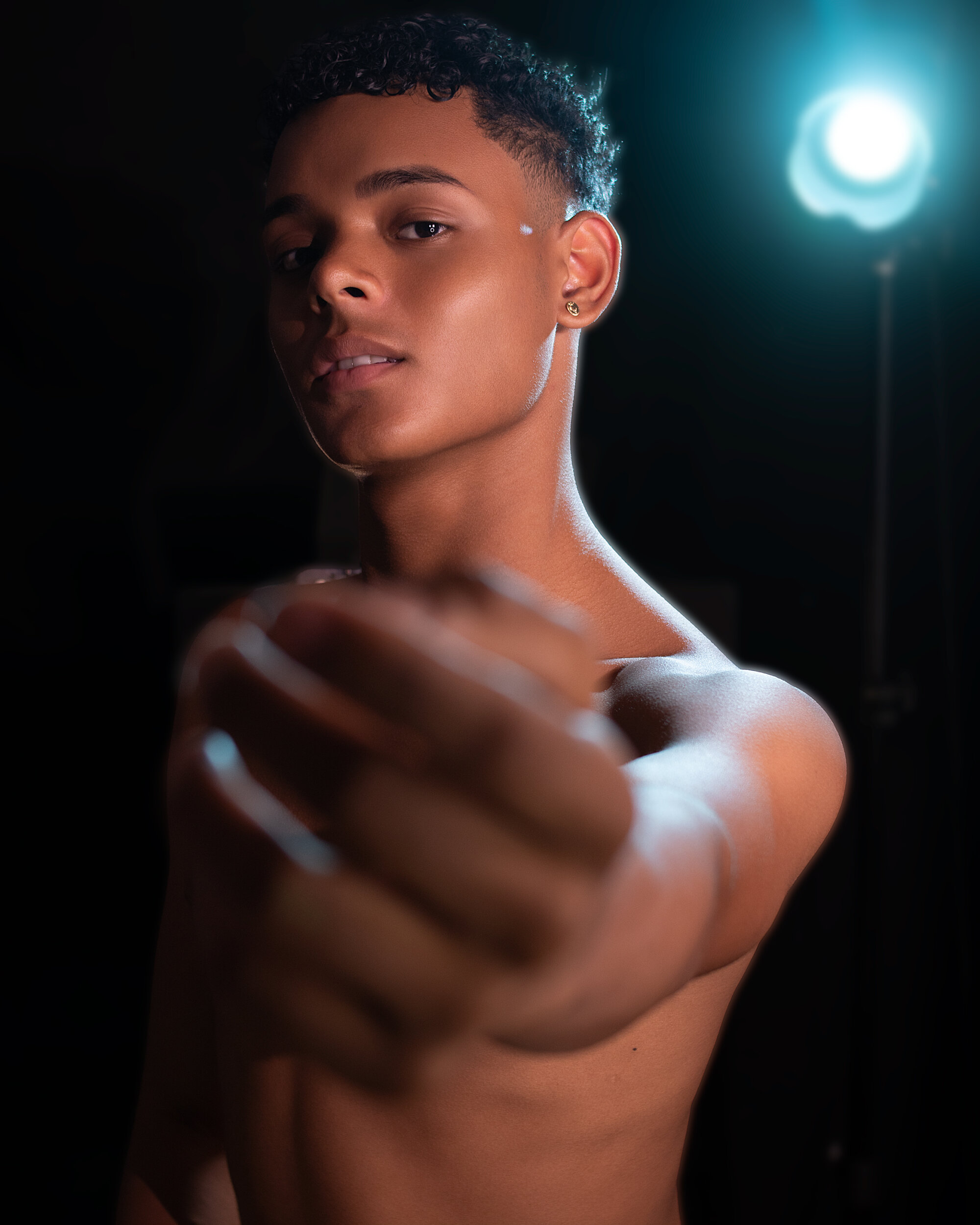 Valentino_Thompson