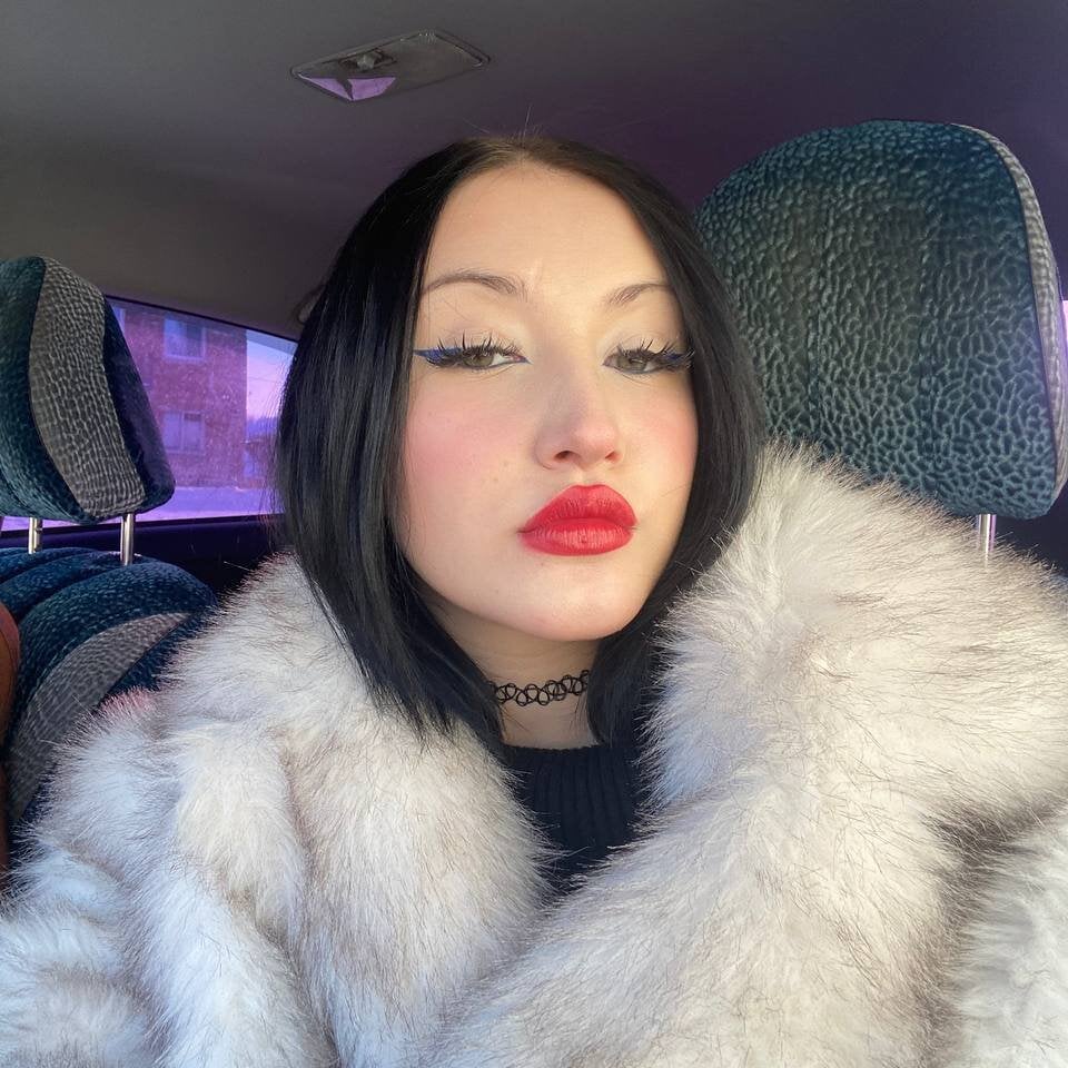 sexcams-joy.com dollywitch livesex profile in bisexual cams