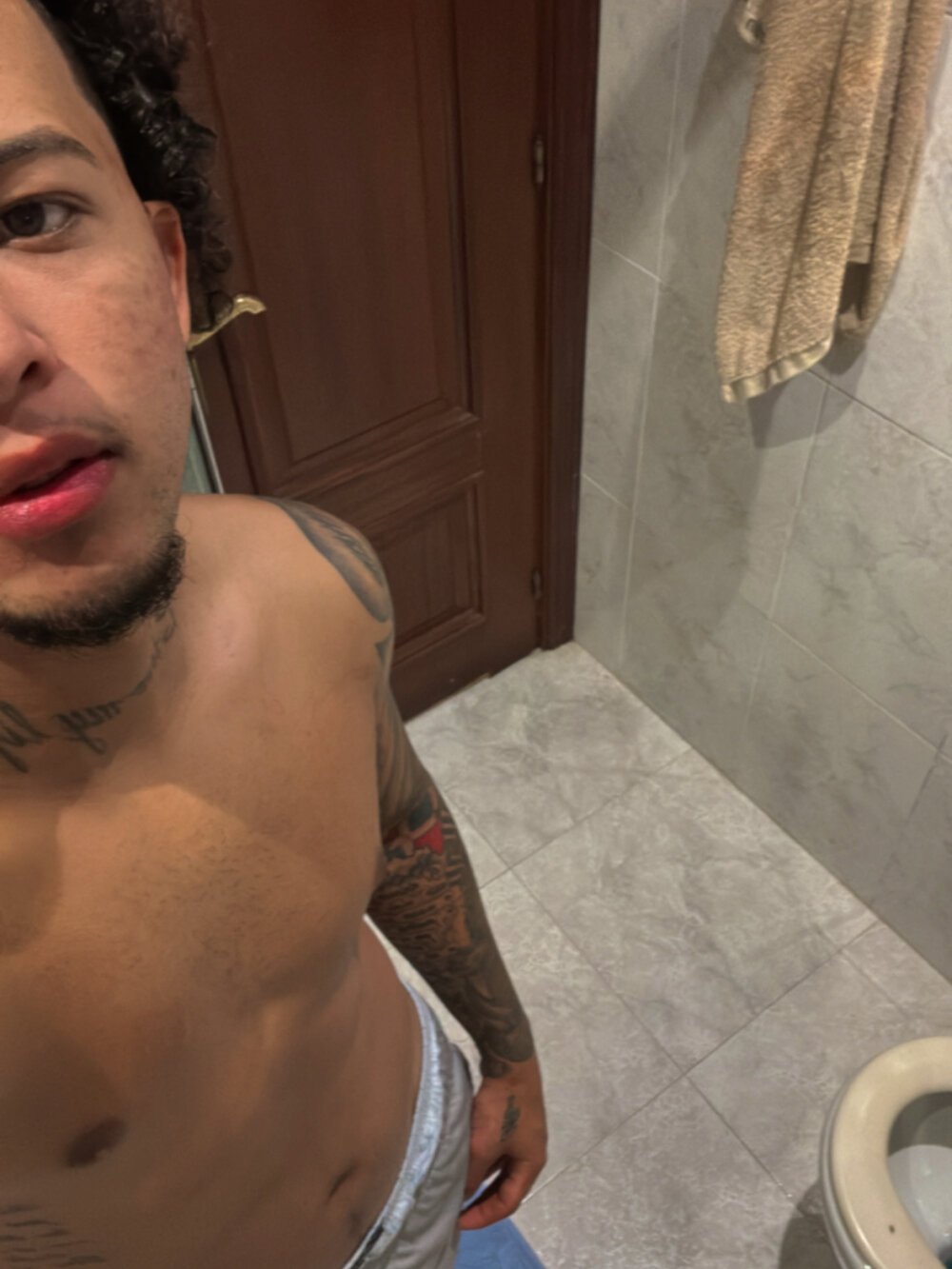 yeiyei_oficial from stripchat