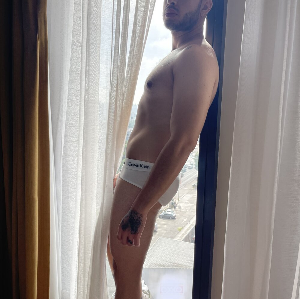 joerocha02's Offline XXX Chat