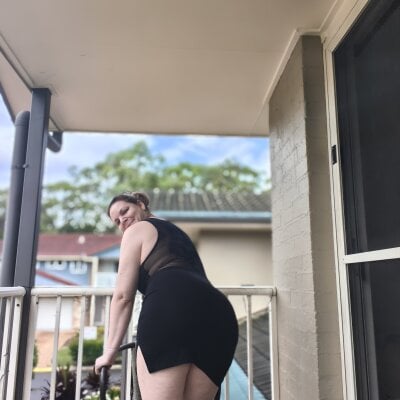 AussieKittyPurr - middle priced privates