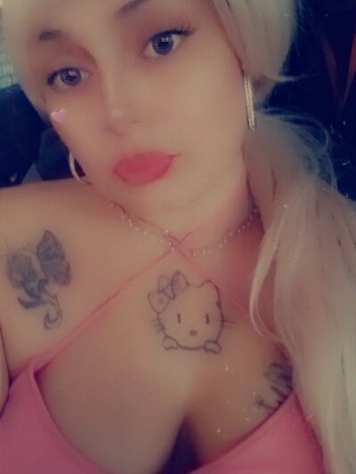 beauty_queen123 from stripchat
