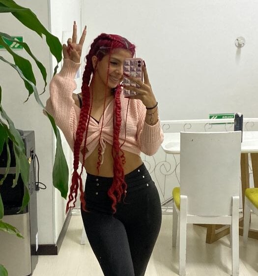 Alisson_fox_b profile