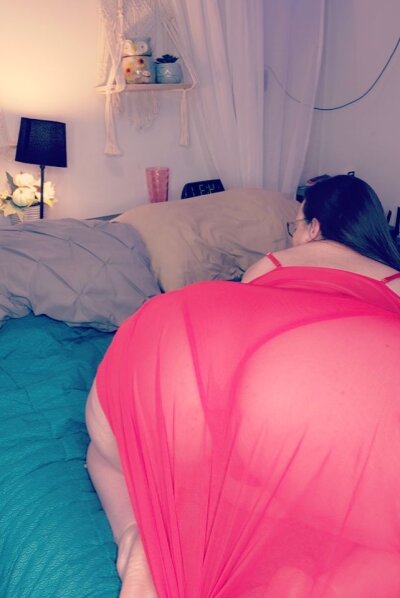 BBWQUEENBEEE nude live cam