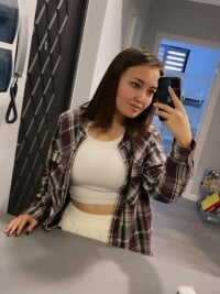 di_amoure12's Offline Chat Room