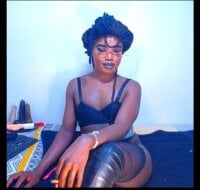 Model NUBIANBLACKDIAMOND96