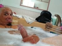 freaksunleashed69's Offline Chat Room
