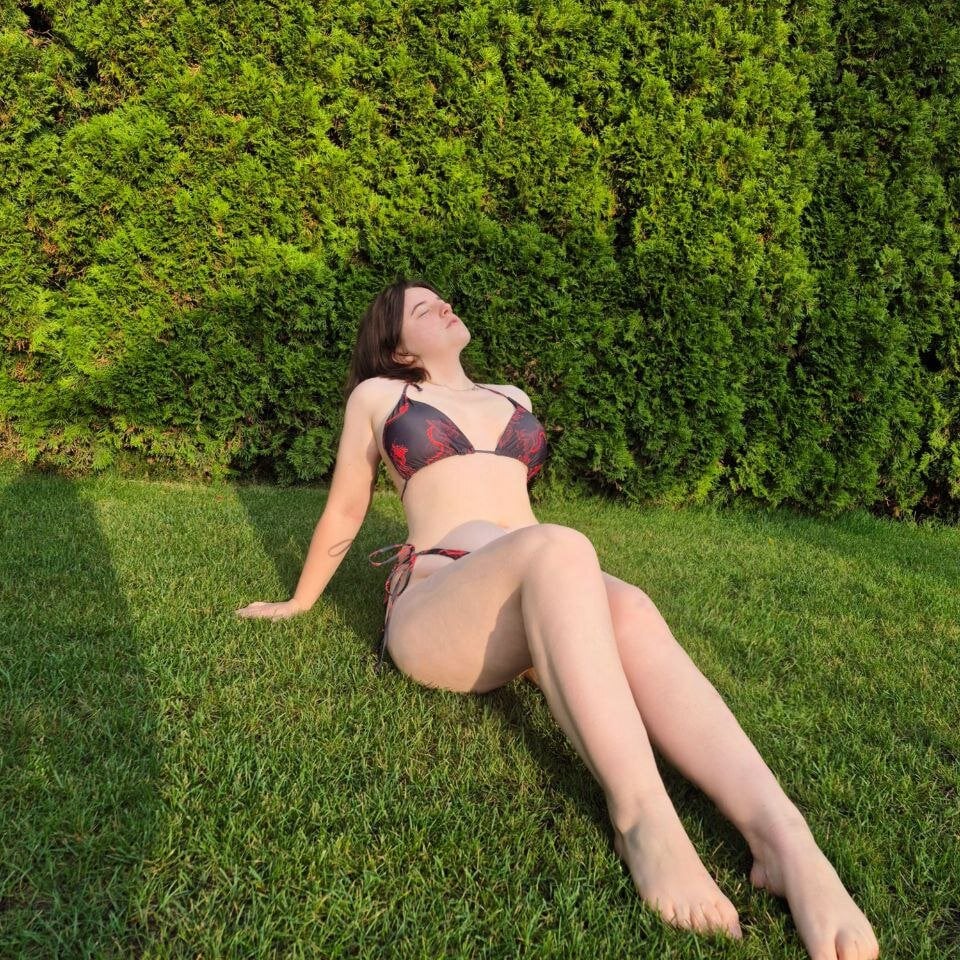 kristifoxy webcam livesex profile in medium-tits cams