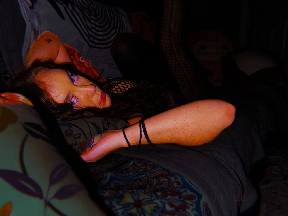 goddessmissmia from stripchat