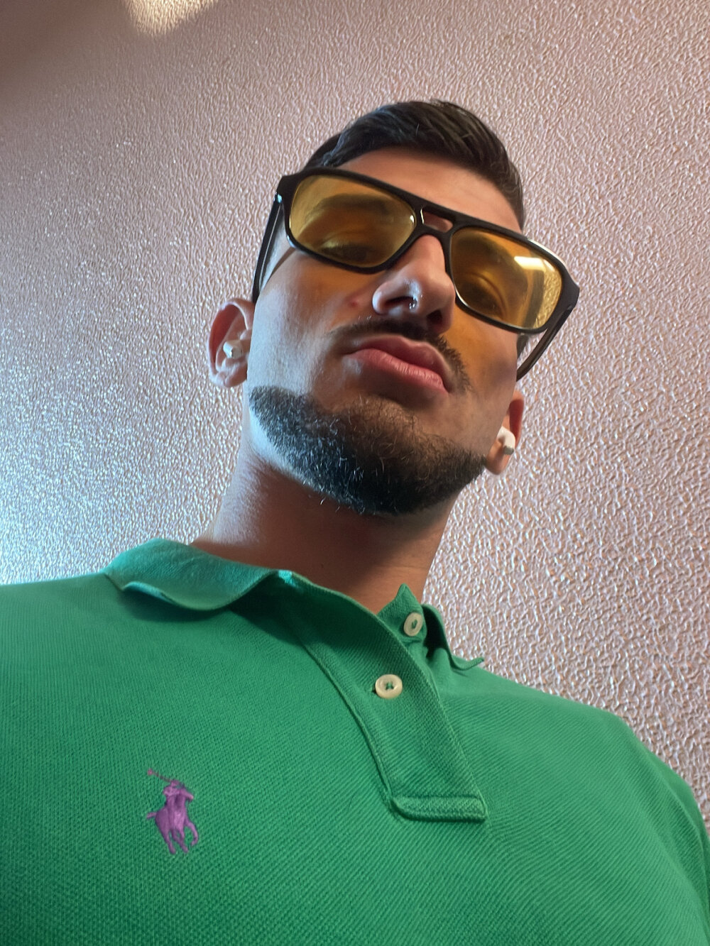 cazzzoneeeperlei profile