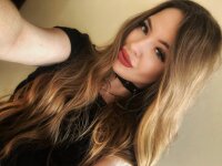 Kira_kiss_xxx's Offline XXX Chat