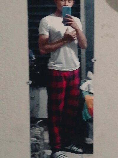 Blacki1115 Live Cam on StripChat