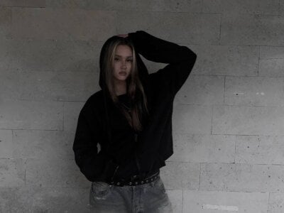 DaynaAlarie